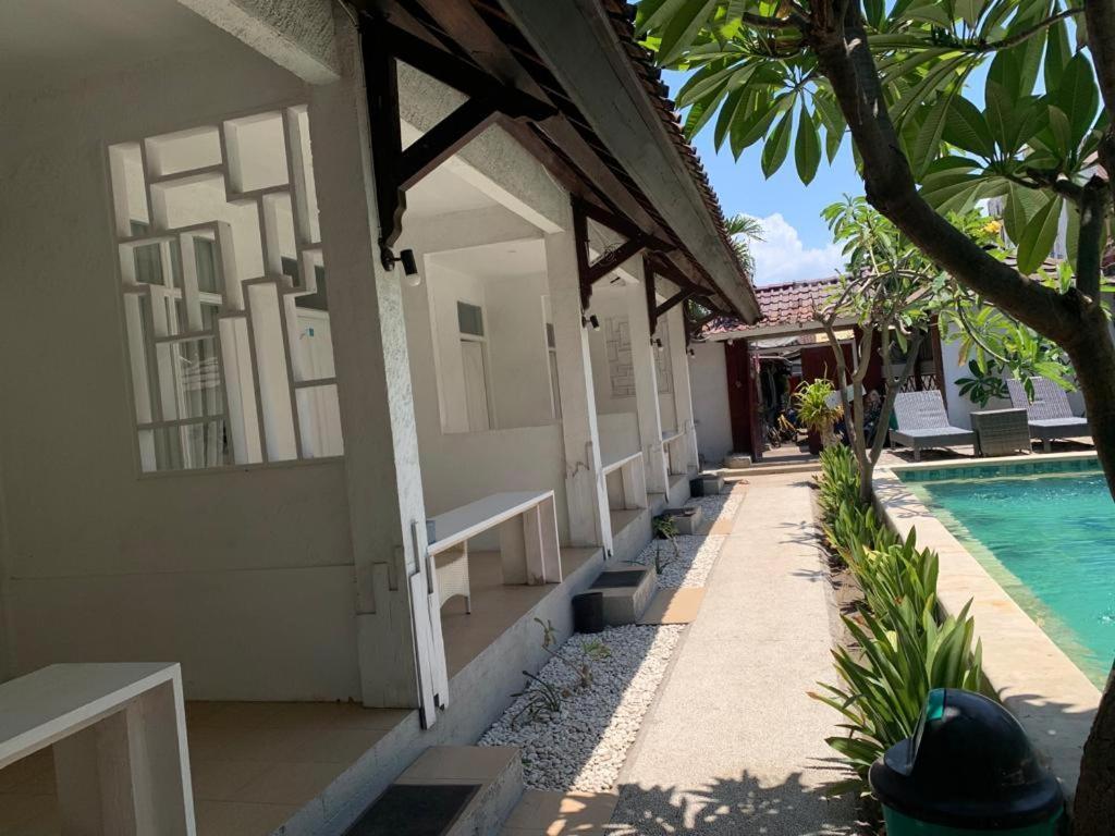 Villa Phyphy 3 Gili Trawangan Exterior photo